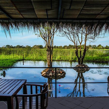Sigiriya Wewa Addara Hotel - Hotel By The Lake Стая снимка