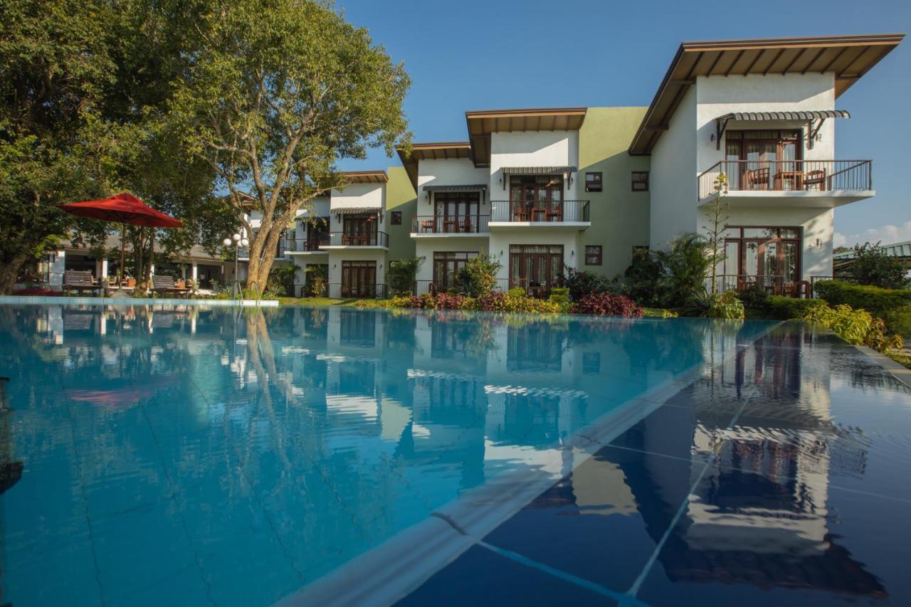 Sigiriya Wewa Addara Hotel - Hotel By The Lake Екстериор снимка
