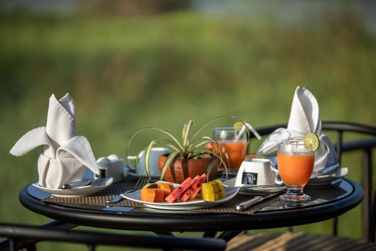 Sigiriya Wewa Addara Hotel - Hotel By The Lake Екстериор снимка